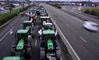 Pobuna poljoprivrednika diljem Europe, u četvrtak stižu u Bruxelles: ‘Kraj poljoprivrede je kraj civilizacije‘