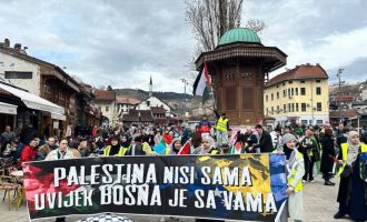 Protestna šetnja u Sarajevu : “Palestina nisi sama, Bosna je uvijek sa vama”