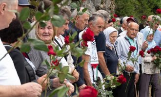 Godišnjica masakra na Korićanskim stijenama : Obilježena 32. godišnjica zločina na Korićanskim stijenama: Kruna zločina interventnog voda prijedorske policije