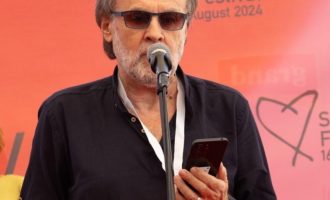 Umjetnička saradnja između čovjeka i umjetne inteligencije : Prva počasna nagrada CyberHumanArt Prize 2025. Šemsudinu Semu Gegiću !