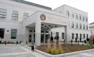 Ambasada SAD u BiH :  Privatni lobisti u RS ne predstavljaju politiku Amerike