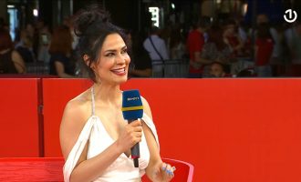 Yasmine Al-Massri : Želim da igram ženu koja je zaljubljena, a ne onu koja gubi dijete na graničnom punktu(Video)