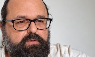 Andrej Nikolaidis : Sahrana Ratka Mladića pokazala je stvarnost – Zapad neće pomoći, Bosna ima samo sebe i svoje građane (Video)