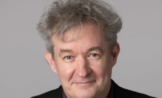 Novinar FAZ-a Michael Martens o veličanju Mladića : Srbiji postaviti šest pitanja, razmotriti i bezvizni režim