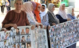 Majke Srebrenice odgovorile von der Leyen: “Formalne riječi nam nisu potrebne”