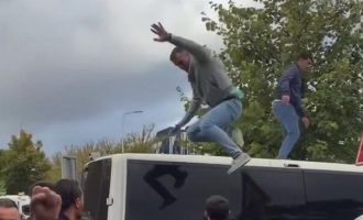 Neredi u Hagu nakon presude bivšim čelnicima OVK: Demonstranti razbijali policijska vozila