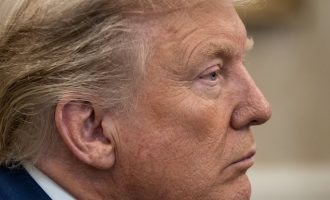 Trump ponovo prijeti  : „Drugi predsjednici su to trebali učiniti davno, taj rat s Iranom. Snažno smo ih udarili i možda ćemo nastaviti napadati“