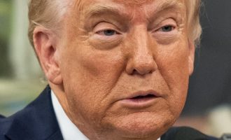 Trump : Nisam znao da su moji savjetnici radili za vladu Republike Srpske