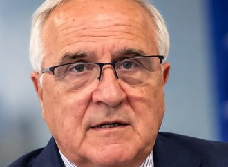 Ivica Puljić : Rusvaj u Bijeloj kući