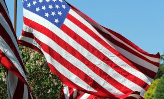Troškovi života i Iran među glavnim temama američkih  birača :  Rekordan skok  ranog glasanja zabilježen  u  više saveznih država