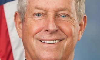Zahtjev američkom državnom sekretaru  : Američki senator  Joe Wilson traži sankcije za Željka Mitrovića i još tri biznismena iz Srbije