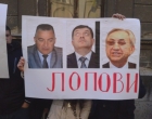 Protest u Beogradu : Kumokratija uništava Republiku Srpsku!