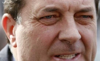Uvrijeđeni  Dodik optužuje  : Amerikanci su Vlasniku Televizije “BN” dali 800 000 dolara u kešu