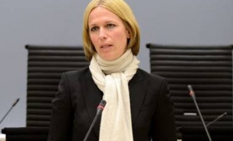 Inga Bejer Engh : Tužiteljica koja je “monstrumu” Breiviku  preotela predstavu
