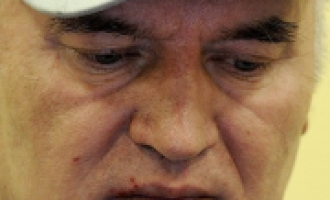 Novi zahtjev zločinca  Mladića  : Hoću nove fotografije jer sam malo živnuo