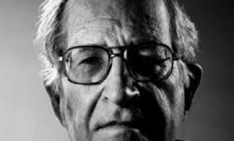 Noam Chomsky bez zadrške : Amerika i Evropa, na različite načine, kreću prema samoubistvu (Video)