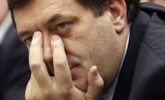 Ko bi reko čuda da se dese :  Milorad Dodik izviždan u Trebinju (VIDEO)