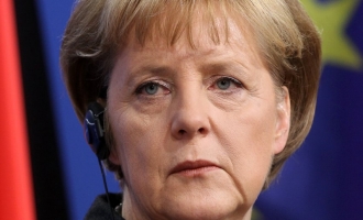 Angela Merkel: Nosimo trajnu odgovornost za nacističke zločine
