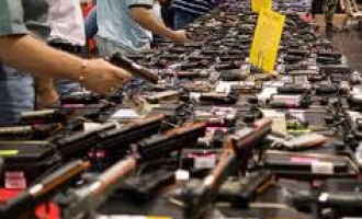 Trgovci i ljubitelji oružja slave : Senat odbio Obamin prijedlog o restriktivnoj prodaji oružja (Video)