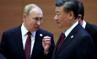 Kina ulogu porednika shvatila ozbiljno  : Xi planira ‘susret s Putinom i online razgovar s Zelenskim’